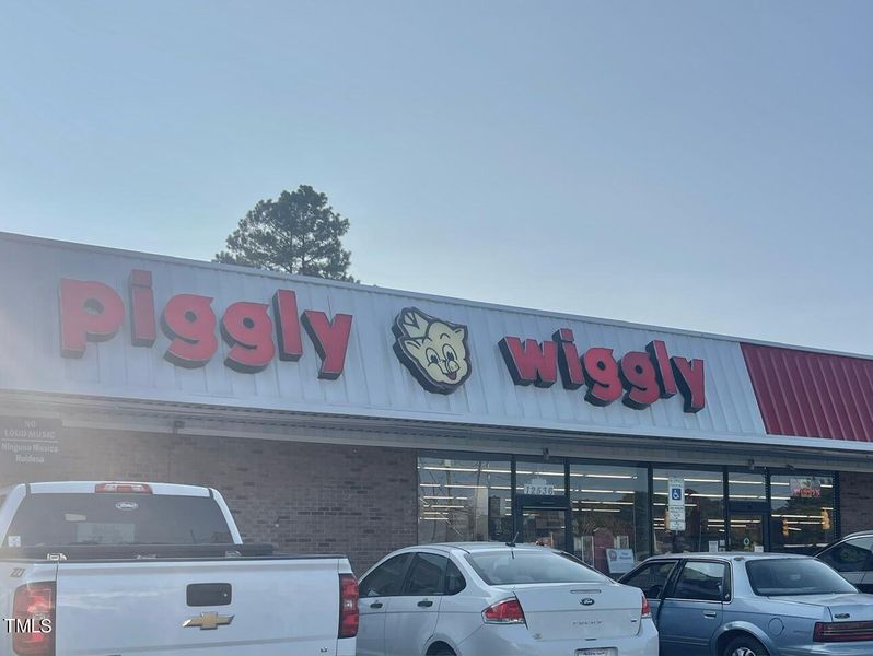 Piggly Wiggly