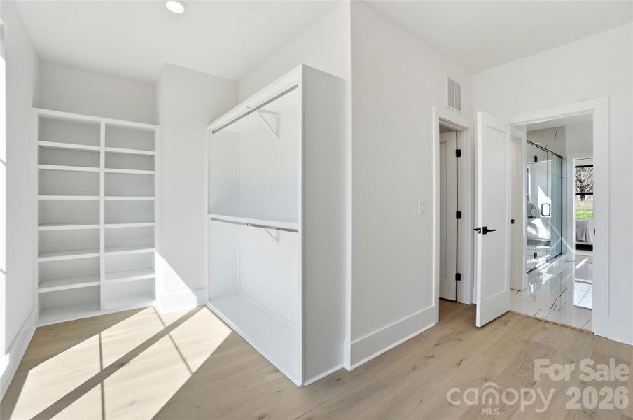 Spacious, unfurnished interior of a new home in , Mooresville (Image 22).