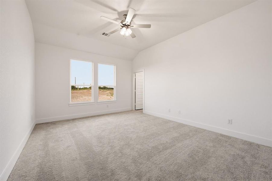 Spacious, unfurnished interior of a new home in Saddleback Estates, Boyd (Image 22). Spacious, unfurnished interior of a new home in Saddleback Estates, Boyd (Image 22).