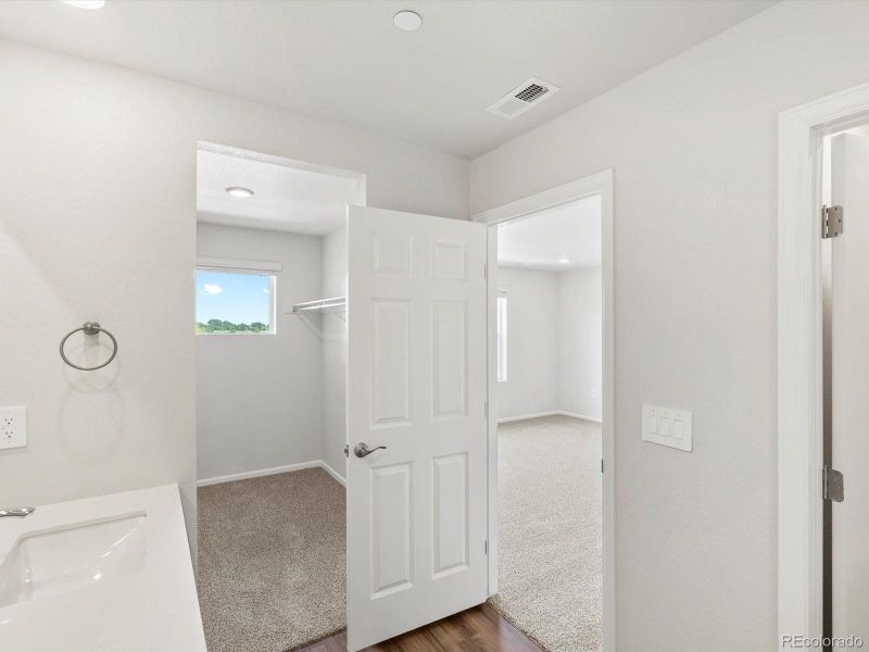 Image 24 of a home in Poudre Heights: The Meadow Collection.