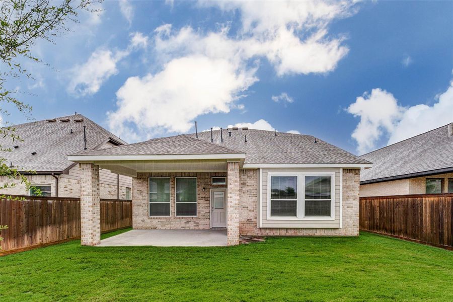 Exterior details and patio area of a home in Bridgeland 45's, Cypress (Image 18).