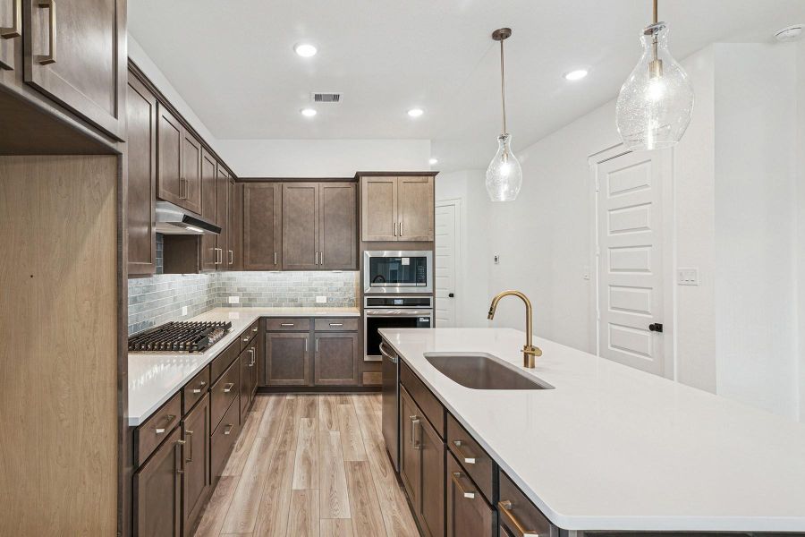 Furnished interior view inside a new home in The Highlands 40', Porter (Image 9). Furnished interior view inside a new home in The Highlands 40', Porter (Image 9).