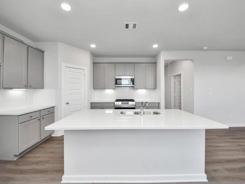 Furnished interior view inside a new home in Emberly, Beasley (Image 13).