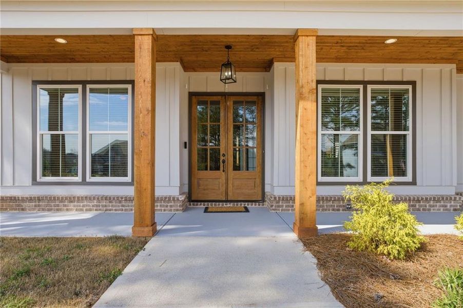 Exterior details and patio area of a home in , Jasper (Image 35).