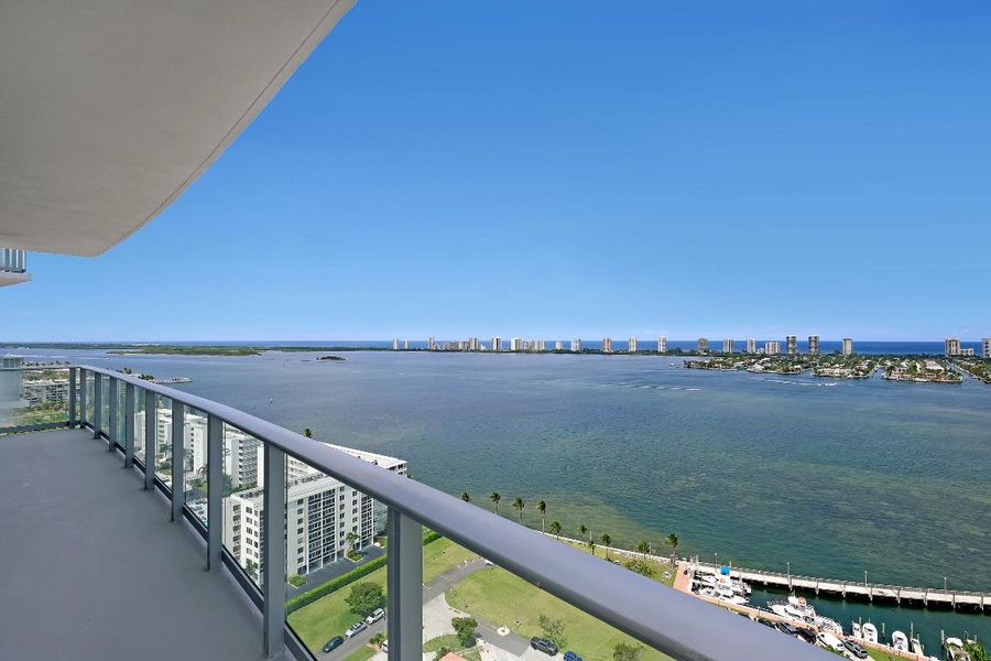 220 Lake Shore #N-2103 (25)