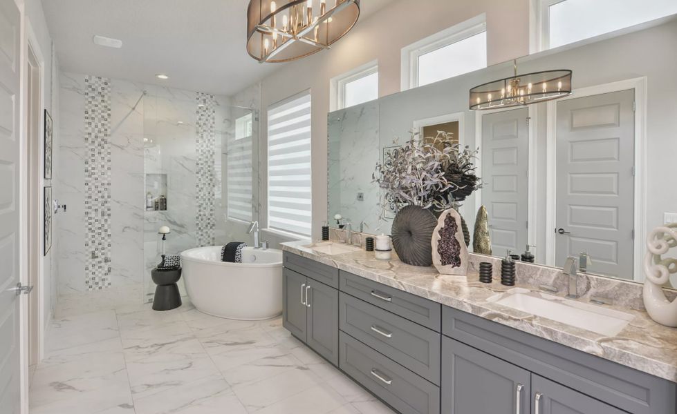 Furnished interior view inside a new home in Plantation Bay, Ormond Beach (Image 25).