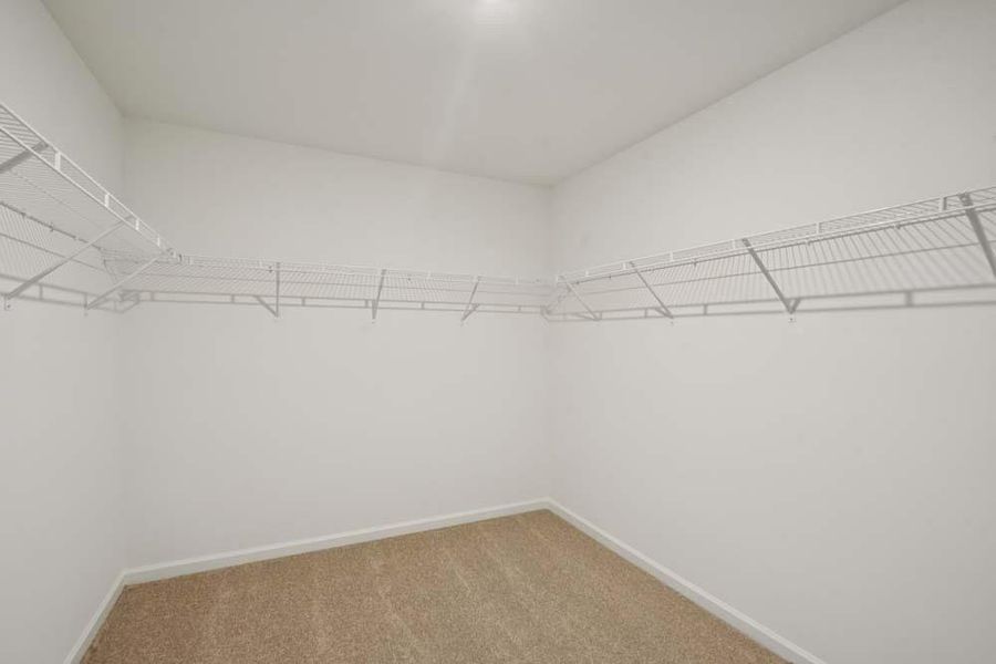 Spacious, unfurnished interior of a new home in Eastlyn Crossing, Flowery Branch (Image 21).