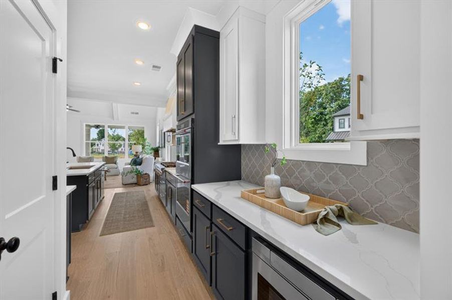Furnished interior view inside a new home in Livingstone Park, Kennesaw (Image 34).