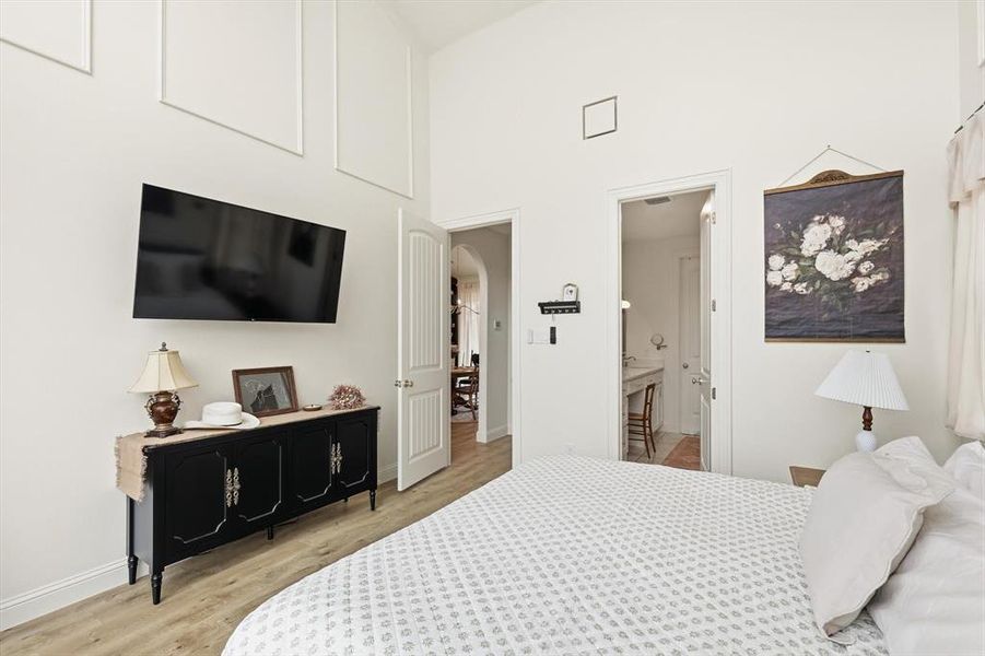 Furnished interior view inside a new home in , Melissa (Image 16).