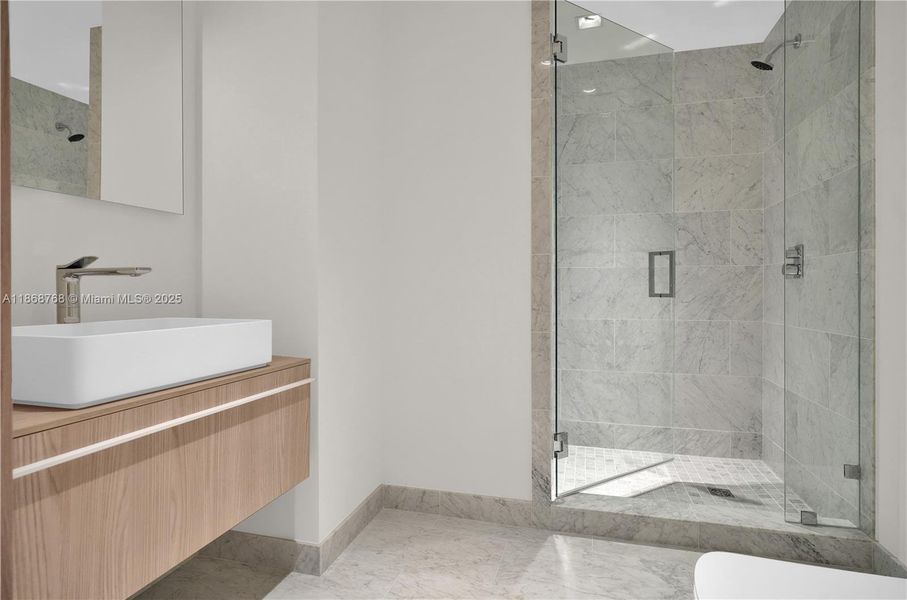 Full Bathroom No. 3 – Guest Bath / Bath for Den Full Bathroom No. 3 – Guest Bath / Bath for Den