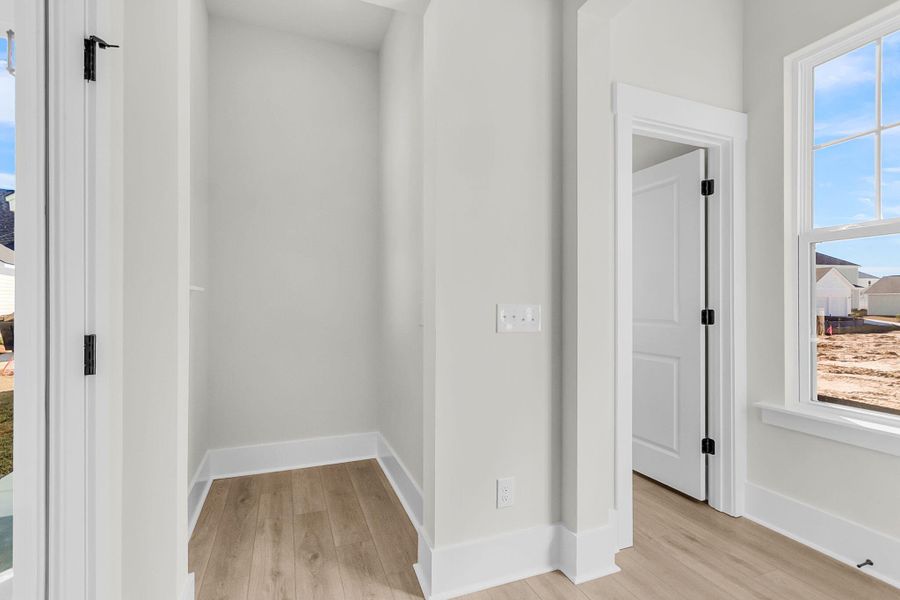 Spacious, unfurnished interior of a new home in Midtown at Nexton, Summerville (Image 29).