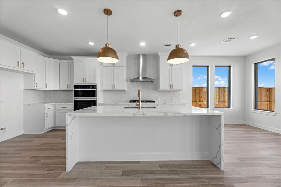 Furnished interior view inside a new home in Lago Mar, Texas City (Image 4).