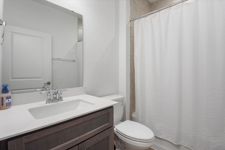Furnished interior view inside a new home in , Georgetown (Image 14).
