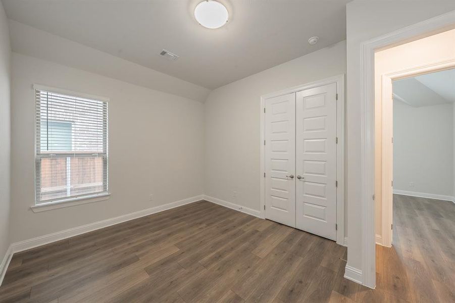 Spacious, unfurnished interior of a new home in Karis, Crowley (Image 31).