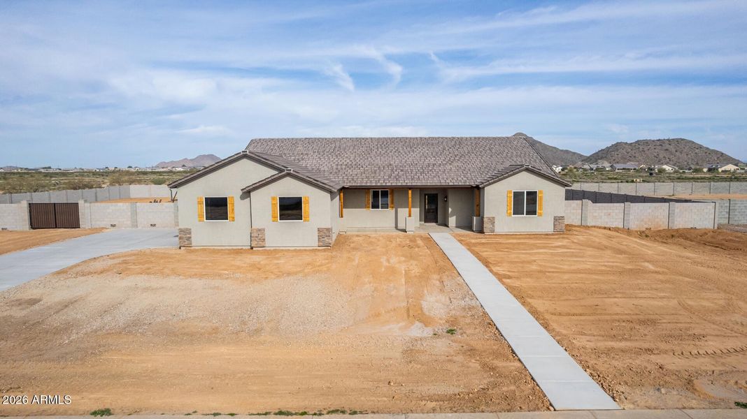 36-Sandstone Mountain