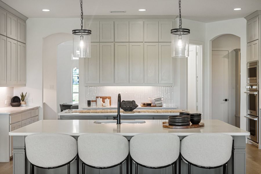 Representative furnished interior of a home built from the Blackburn by Windsor Homes in Ridge Pointe Estates, McLendon-Chisholm (Image 32).