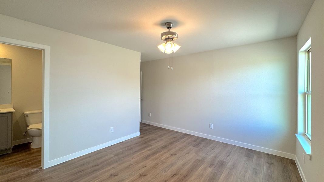 Spacious, unfurnished interior of a new home in King's Landing, Corpus Christi (Image 21).