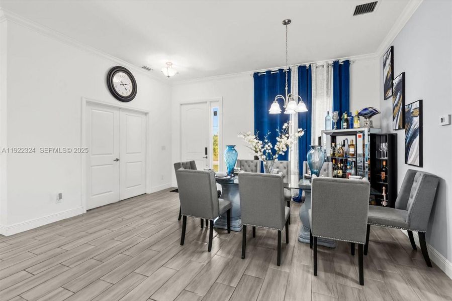Furnished interior view inside a new home in , Port St. Lucie (Image 12).
