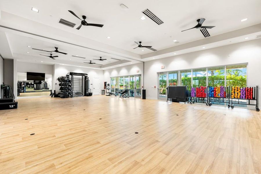 Community amenities in Esplanade at Azario Lakewood Ranch, Bradenton (Image 46).