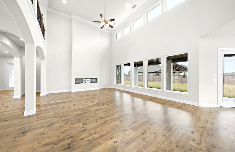 Spacious, unfurnished interior of a new home in Artavia 70′, Conroe (Image 28). Spacious, unfurnished interior of a new home in Artavia 70′, Conroe (Image 28).