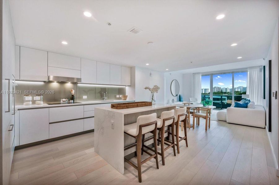 Furnished interior view inside a new home in , Bal Harbour (Image 14).