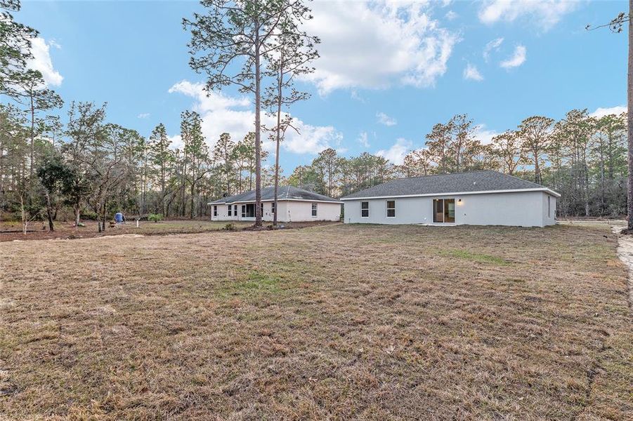 Exterior details and patio area of a home in , Dunnellon (Image 3). Exterior details and patio area of a home in , Dunnellon (Image 3).
