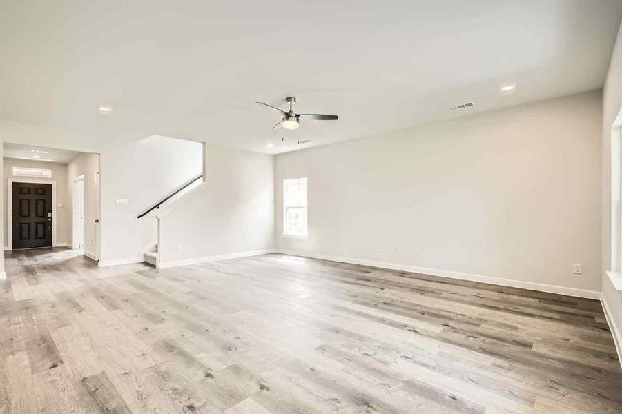 Spacious, unfurnished interior of a new home in Prestige Collection at Overland Grove, Forney (Image 19).