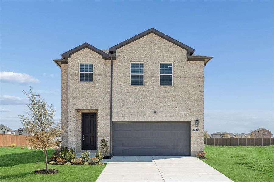 Front exterior of a new home in Bellagio, Forney, TX, highlighting curb appeal (Image 1). Front exterior of a new home in Bellagio, Forney, TX, highlighting curb appeal (Image 1).