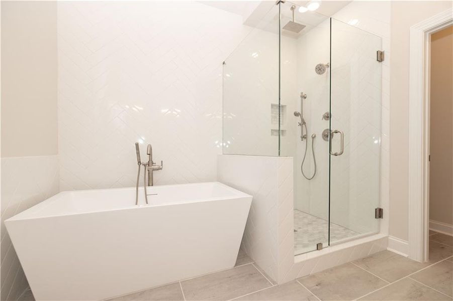 Furnished interior view inside a new home in Byers Park, Alpharetta (Image 12).