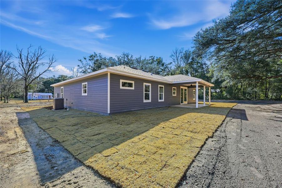 Exterior details and patio area of a home in , Newberry (Image 3).