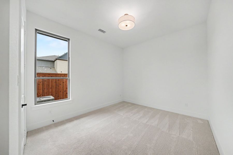 Spacious, unfurnished interior of a new home in Aster Park, McKinney (Image 35).