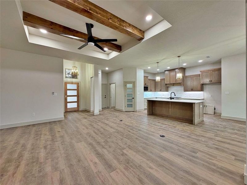 Spacious, unfurnished interior of a new home in , Abilene (Image 24).