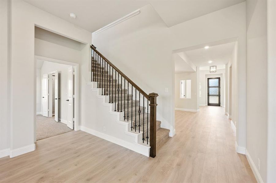 Spacious, unfurnished interior of a new home in Coyote Crossing, Godley (Image 20). Spacious, unfurnished interior of a new home in Coyote Crossing, Godley (Image 20).