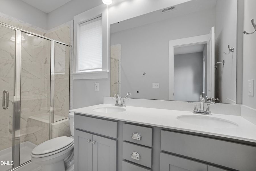 CY1A3637-HDR CY1A3637-HDR