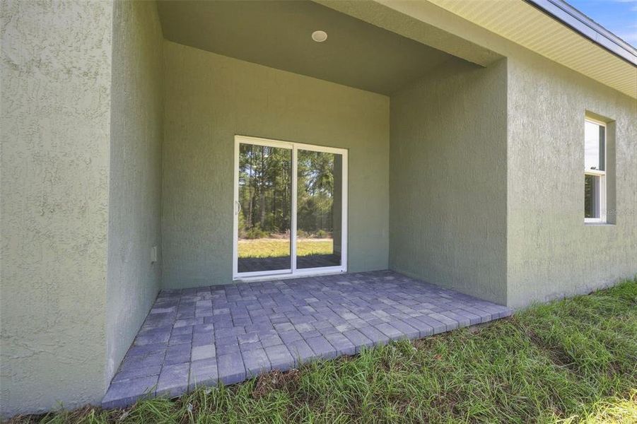 Exterior details and patio area of a home in , Ocala (Image 3). Exterior details and patio area of a home in , Ocala (Image 3).