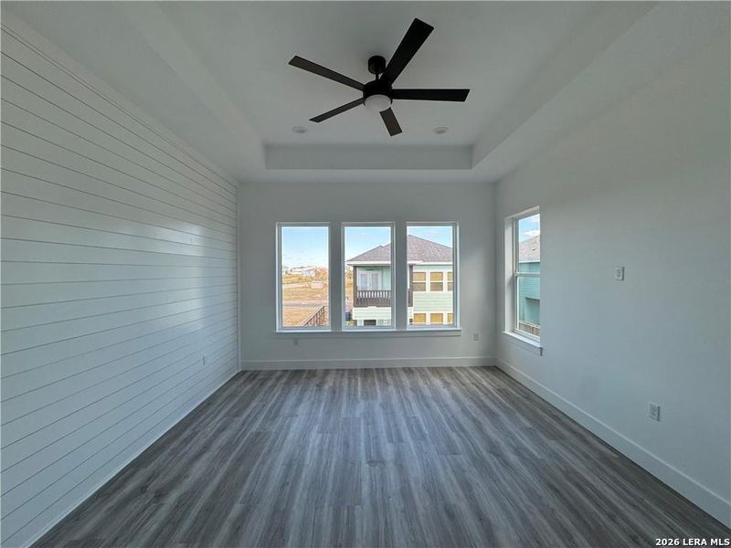Spacious, unfurnished interior of a new home in , Port Aransas (Image 27).