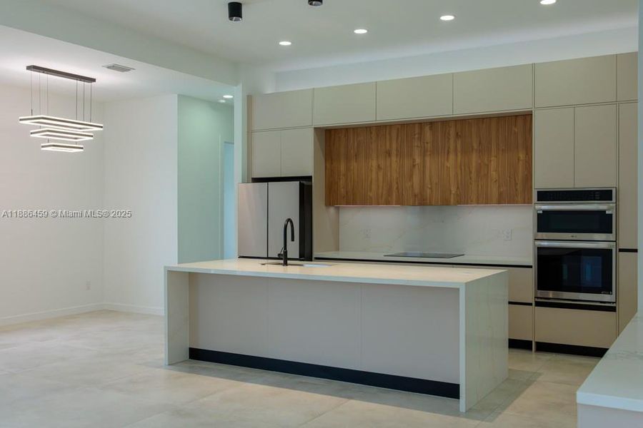 Furnished interior view inside a new home in , Cape Coral (Image 3). Furnished interior view inside a new home in , Cape Coral (Image 3).