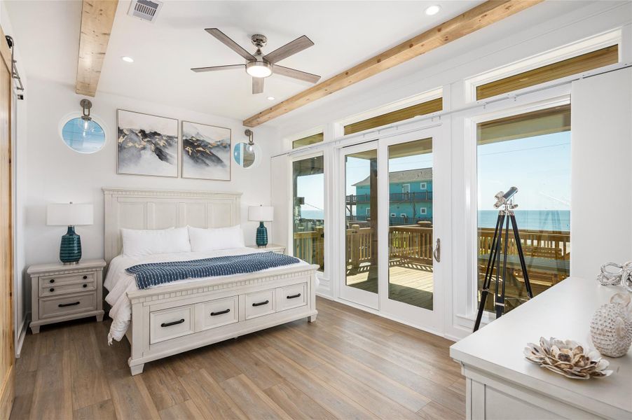 Furnished interior view inside a new home in , Bolivar Peninsula (Image 6).