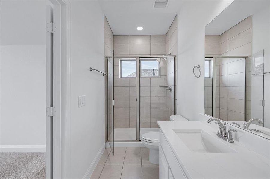 Furnished interior view inside a new home in Stone River Glen, Royse City (Image 14).