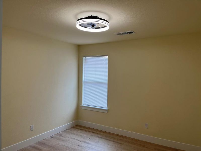 Spacious, unfurnished interior of a new home in , Corsicana (Image 35).