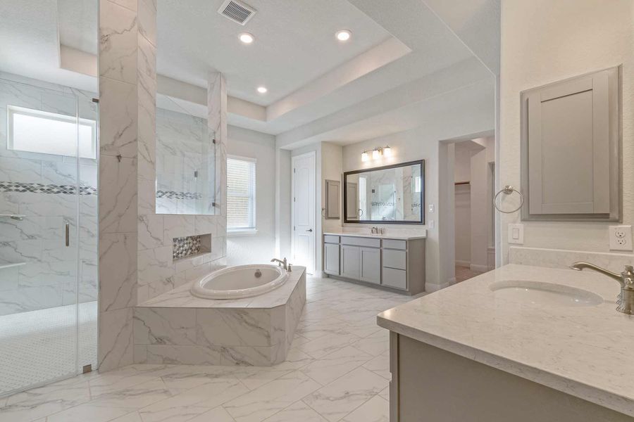 The Fredericksburg - Owner's Bath The Fredericksburg - Owner's Bath