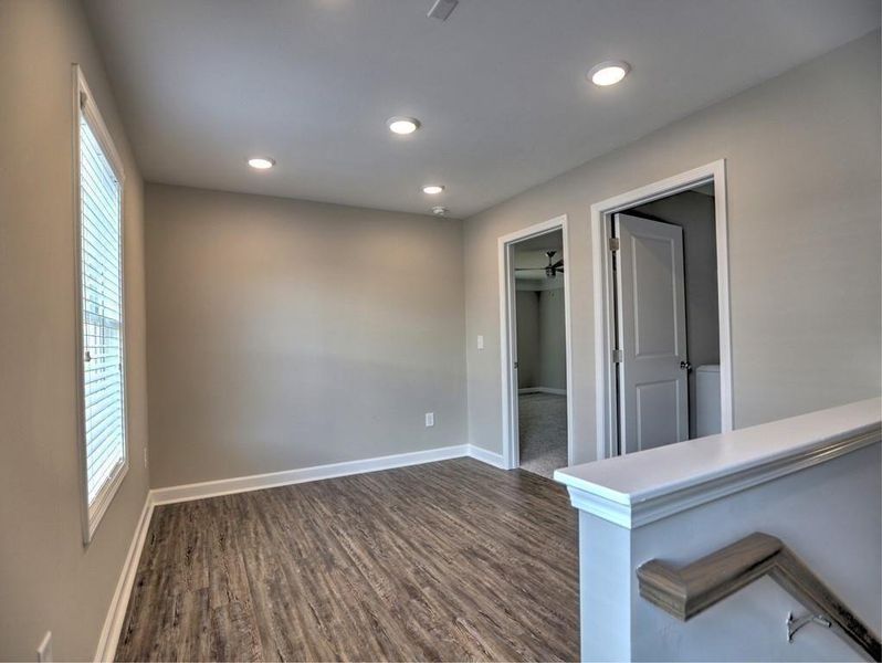 Spacious, unfurnished interior of a new home in East Park Village, Kennesaw (Image 25).