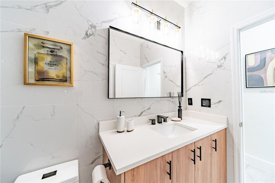 Furnished interior view inside a new home in , Kissimmee (Image 23).