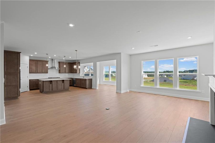 Spacious, unfurnished interior of a new home in Reunion, Flowery Branch (Image 11).