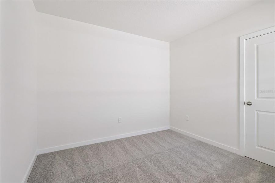 Spacious, unfurnished interior of a new home in Hamilton Bluff, Haines City (Image 33).