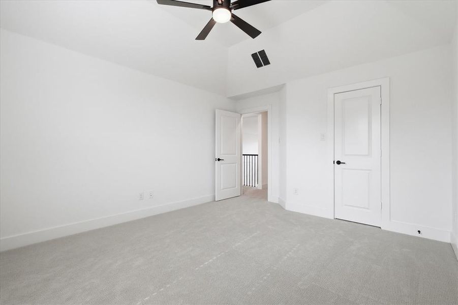 Spacious, unfurnished interior of a new home in Cambridge Estates - Harwood, Prosper (Image 27). Spacious, unfurnished interior of a new home in Cambridge Estates - Harwood, Prosper (Image 27).