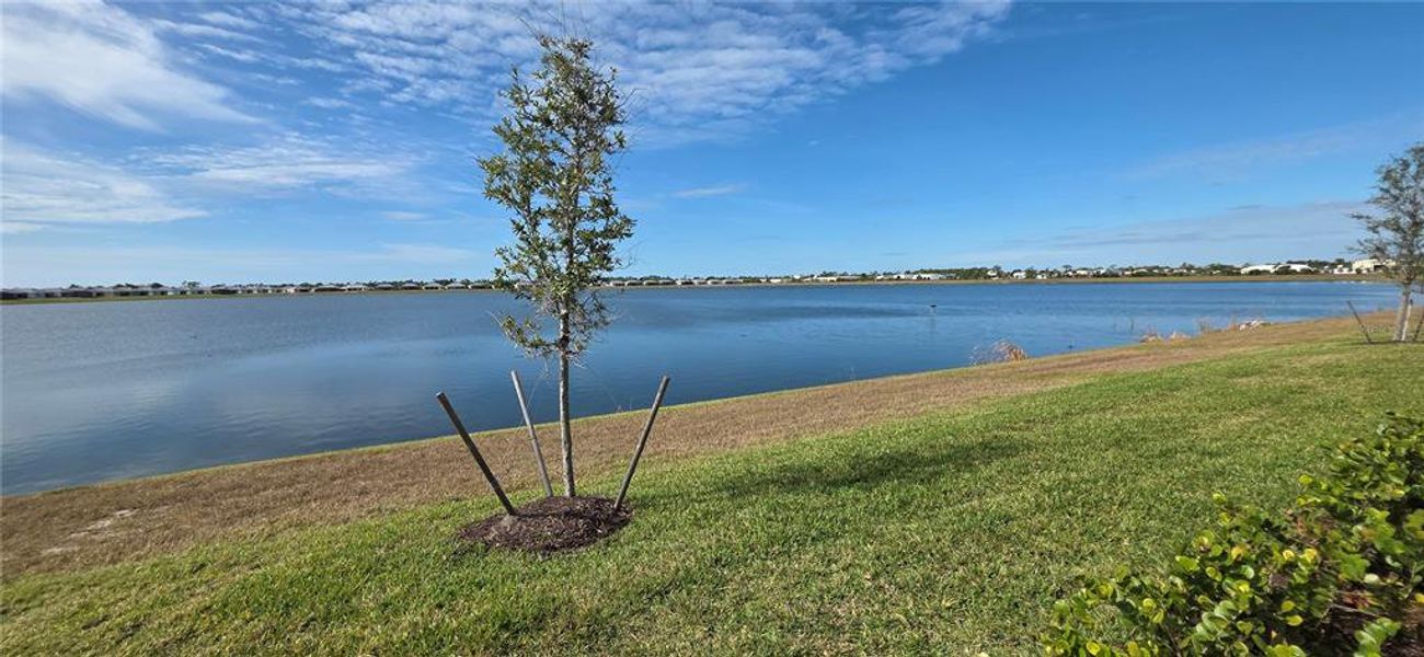 Natural landscape and outdoor views near in Englewood (Image 22). Natural landscape and outdoor views near in Englewood (Image 22).