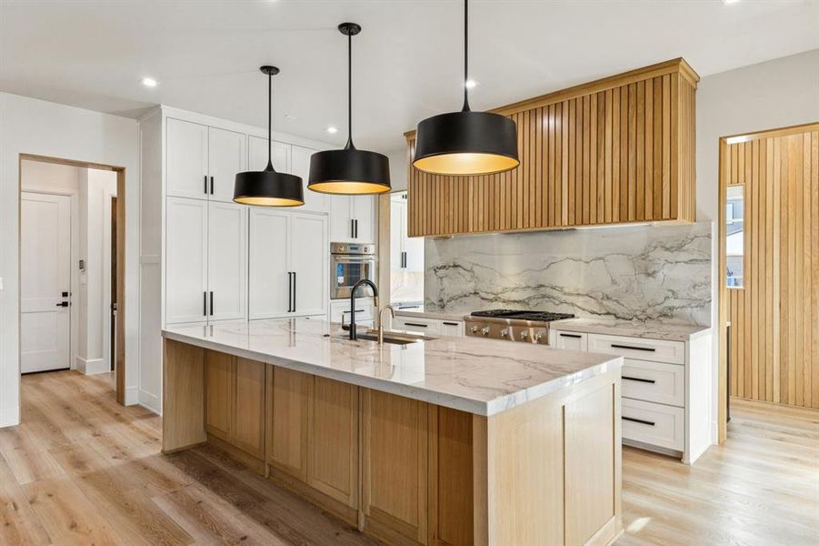 High level quartz countertops for durability High level quartz countertops for durability