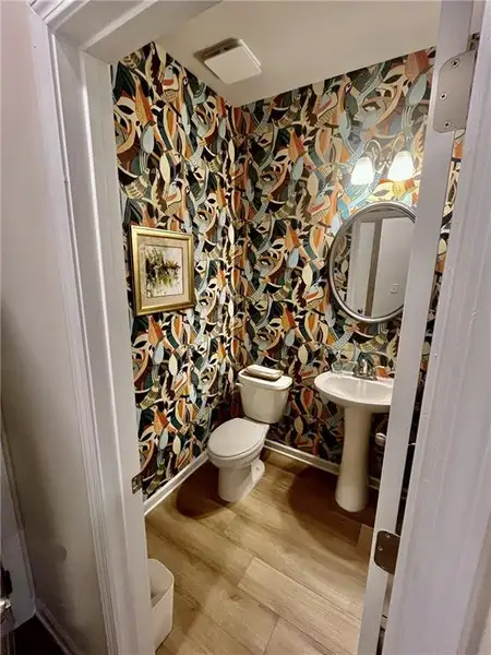 Furnished interior view inside a new home in Kingsmere Estates, Loganville (Image 3).