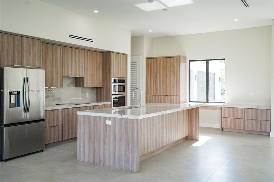 Furnished interior view inside a new home in , Homestead (Image 56).